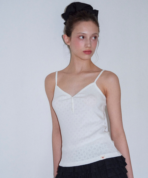 ROGIN N ROSIE(ロギンエンロージー)の「Button Point Rip Sleeveless White(Tシャツ/カットソー・レディース・その他・SMALL/MEDIUM)」の3枚目の写真