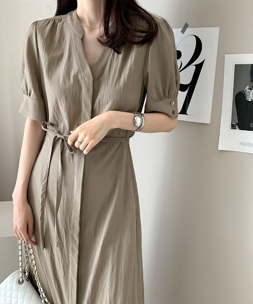 FAVORITO(ファヴォリート)の「ウエストマークシャツワンピース(シャツワンピース・レディース・ブラック/グレー/カーキ・F)」の1枚目の写真