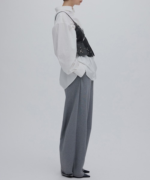Ameri(アメリ)の「2WAY HEM BUTTON BARREL PANTS(スウェットパンツ・レディース・グレー/ブラウン/ブラック・MEDIUM/SMALL/X-SMALL)」の18枚目の写真