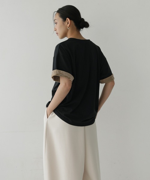 hellam(へラム)の「ベロアスリーブロールアップTシャツ(Tシャツ/カットソー・レディース・ホワイト/ブラック/ブラウン・FREE)」の10枚目の写真