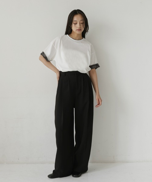 hellam(へラム)の「ベロアスリーブロールアップTシャツ(Tシャツ/カットソー・レディース・ホワイト/ブラック/ブラウン・FREE)」の14枚目の写真