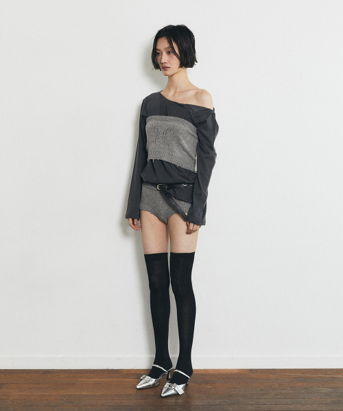 HALF DEVIL US(ハーフデビルアス)の「ロングスリーブショルダーアウトTシャツ_チャコール(Tシャツ/カットソー・レディース・その他・FREE)」の8枚目の写真