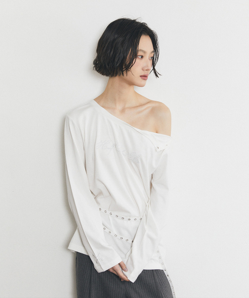 HALF DEVIL US(ハーフデビルアス)の「ロングスリーブショルダーアウトTシャツ_チャコール(Tシャツ/カットソー・レディース・その他・FREE)」の9枚目の写真