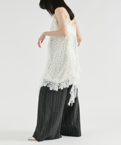 Ezick(エジック)の「satin lace cami tunic/サテンレースキャミチュニック(キャミソール・レディース・アイボリー/ブラック・FREE)」の18枚目の写真