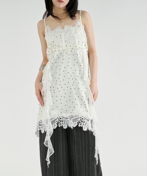 Ezick(エジック)の「satin lace cami tunic/サテンレースキャミチュニック(キャミソール・レディース・アイボリー/ブラック・FREE)」の7枚目の写真