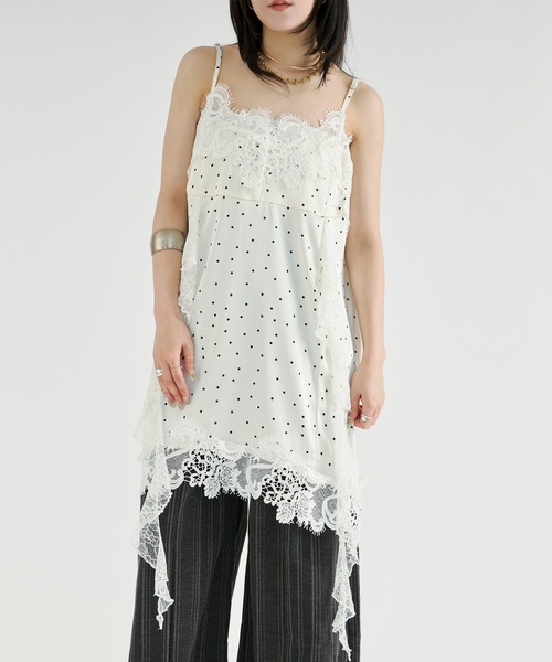 Ezick(エジック)の「satin lace cami tunic/サテンレースキャミチュニック(キャミソール・レディース・アイボリー/ブラック・FREE)」の8枚目の写真