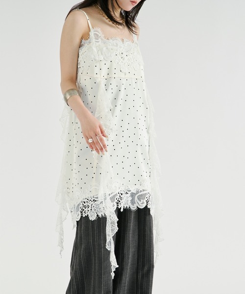 Ezick(エジック)の「satin lace cami tunic/サテンレースキャミチュニック(キャミソール・レディース・アイボリー/ブラック・FREE)」の9枚目の写真