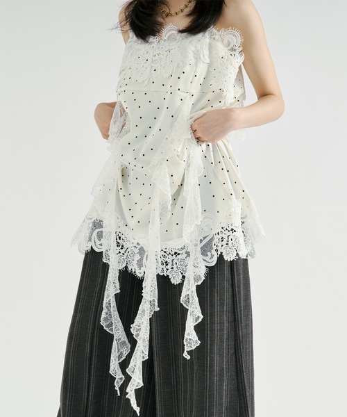 Ezick(エジック)の「satin lace cami tunic/サテンレースキャミチュニック(キャミソール・レディース・アイボリー/ブラック・FREE)」の22枚目の写真