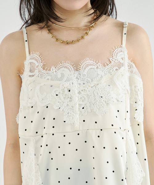 Ezick(エジック)の「satin lace cami tunic/サテンレースキャミチュニック(キャミソール・レディース・アイボリー/ブラック・FREE)」の4枚目の写真