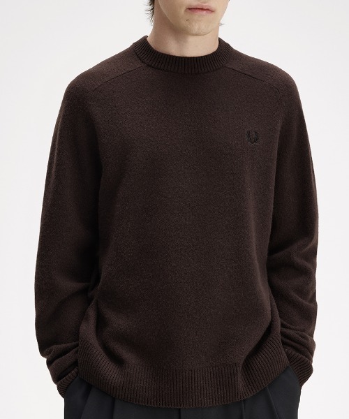 FRED PERRY(フレッドペリー)の「【先行予約受付中】Saddle Sleeve Jumper/サドルスリーブクルーネックニット(ニット/セーター・メンズ・プラム/ブラウン・S/M/L)」の6枚目の写真