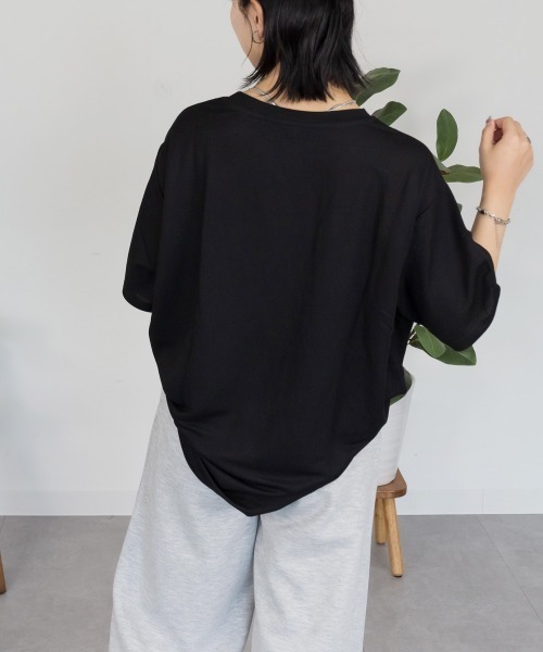 RCD(アールシーディー)の「接触冷感 箔×ヴィンテージカーフォトプリント カノコ Tシャツ(Tシャツ/カットソー・レディース・ホワイト×ゴールド/ブラック×シルバー・M)」の14枚目の写真
