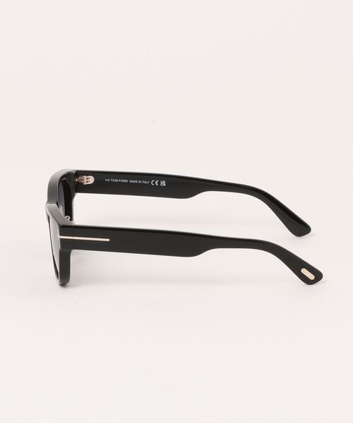 TOM FORD（トム フォード）の「【TOM FORD/トムフォード】ウェリントン サングラス TF1392-D 01B 53（サングラス・メンズ・ブラック・FREE）」の2枚目の写真