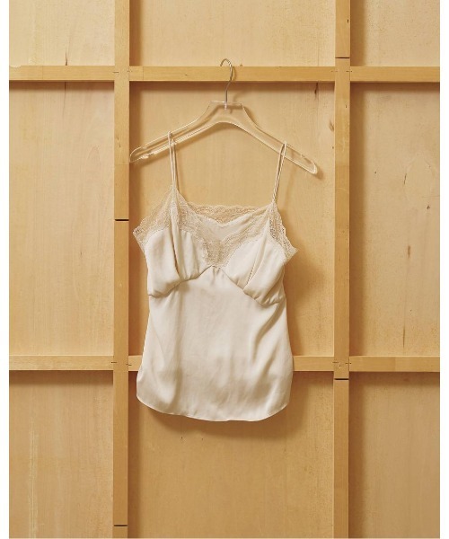 TODAYFUL（トゥデイフル）の「Satin Lace Camisole 12610431（キャミソール・レディース・ブラック/グリーン/オフホワイト・FREE）」の16枚目の写真