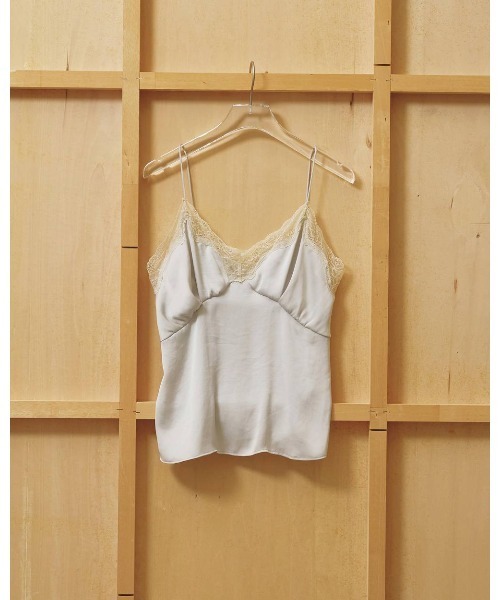 TODAYFUL（トゥデイフル）の「Satin Lace Camisole 12610431（キャミソール・レディース・ブラック/グリーン/オフホワイト・FREE）」の18枚目の写真