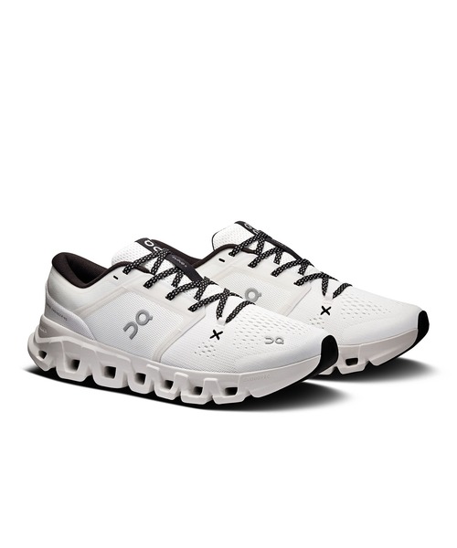 On(オン)の「ON/オン CloudX5 クラウドエックス5 3WG3006(スニーカー・レディース・ホワイト/ブラック・23.5cm/24.5cm/25.5cm/23.0cm/24.0cm/25.0cm/26.0cm)」の12枚目の写真