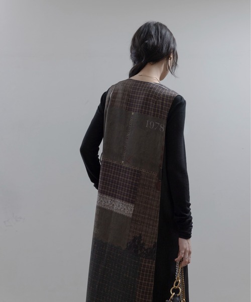 Eimee Law(エイミーロウ)の「デニムONチェックプリント フロントタックワンピース(ワンピース・レディース・ブラウン/ブルー・FREE)」の14枚目の写真