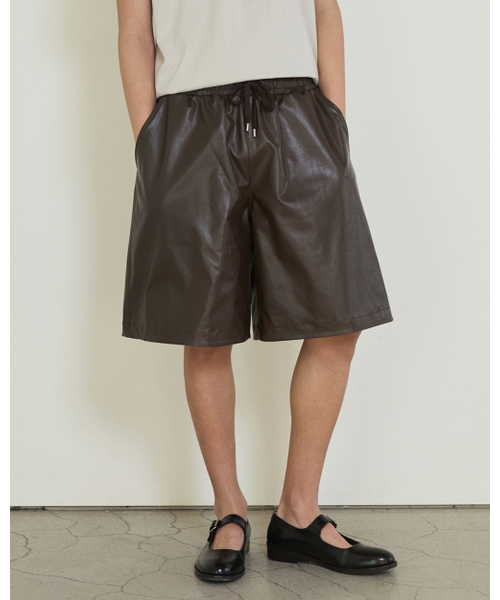 THEENDQUESTION(ジエンドクエスチョン)の「Reversible leather half pants / BROWN(その他パンツ・レディース・その他・1/2)」の3枚目の写真