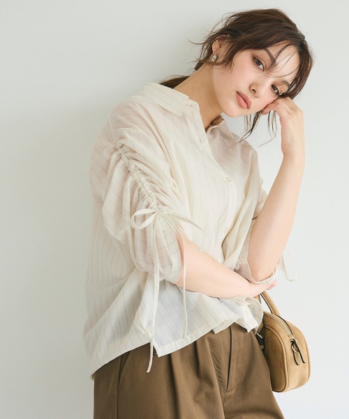 coca(coca)(コカ)の「シアー袖シャーリングシャツ(シャツ/ブラウス・レディース・ホワイト/ブラウン・L/M/S)」の9枚目の写真