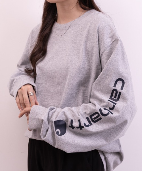 Carhartt（カーハート）の「Carhartt(カーハート)/袖ロゴ ロンT USA規格 ルーズフィット ヘビーウェイト 6.75Oz ビッグサイズ オーバーサイズ コットン K231/ LOOSE FIT HEAVYWEIGHT LONG-SLEEVE LOGO SLEEVE GRAPHIC T-SHIRT（Tシャツ/カットソー・レディース・グレー/ダークグレー/ブラック・XXL/XL/M/L）」の22枚目の写真