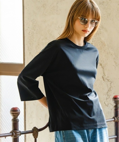 Maison INNESS(メゾンアイネス)の「綿100%ダブルシルケット加工七分袖ビッグTシャツ(Tシャツ/カットソー・レディース・ブラック/ホワイト・S~M/3L~4L/L~LL/5L~6L)」の2枚目の写真