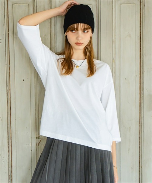 Maison INNESS(メゾンアイネス)の「綿100%ダブルシルケット加工七分袖ビッグTシャツ(Tシャツ/カットソー・レディース・ブラック/ホワイト・S~M/3L~4L/L~LL/5L~6L)」の19枚目の写真