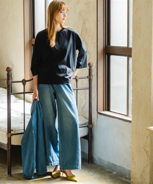Maison INNESS(メゾンアイネス)の「綿100%ダブルシルケット加工七分袖ビッグTシャツ(Tシャツ/カットソー・レディース・ブラック/ホワイト・S~M/3L~4L/L~LL/5L~6L)」の5枚目の写真