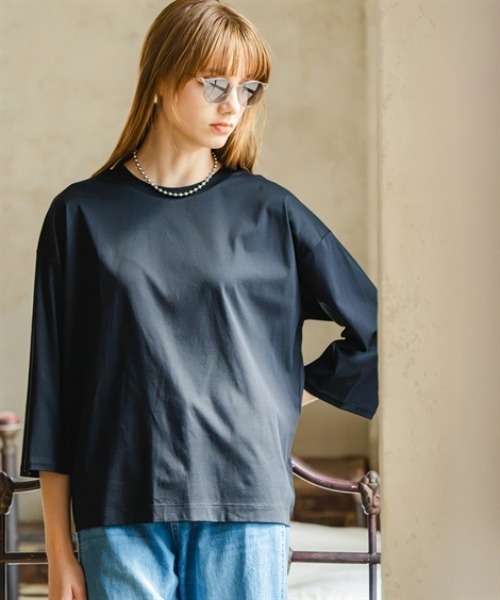 Maison INNESS(メゾンアイネス)の「綿100%ダブルシルケット加工七分袖ビッグTシャツ(Tシャツ/カットソー・レディース・ブラック/ホワイト・S~M/3L~4L/L~LL/5L~6L)」の6枚目の写真