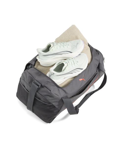 PUMA(プーマ)の「PUMA プーマ ユニセックス プーマ ファンダメンタル スモール スポーツ バ(ボストンバッグ・メンズ・アッシュグレー・フリー)」の4枚目の写真