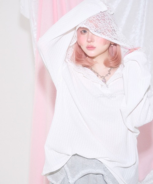 FickleBebe(フィクルベベ)の「オーバーレースフーディ(カーディガン/ボレロ・レディース・グレー/ブラック/ホワイト・FREE)」の13枚目の写真