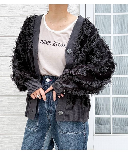 Q(キュー)の「リネンライクフリンジカーデ 秋冬 軽アウター(カーディガン/ボレロ・レディース・ベージュ/チャコールグレー・MEDIUM)」の8枚目の写真