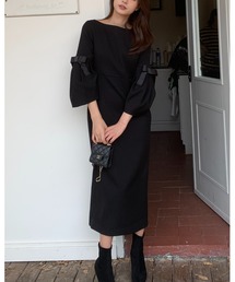 PUFF RIBBON MIDI DRESS(パフリボンミディワンピース)
