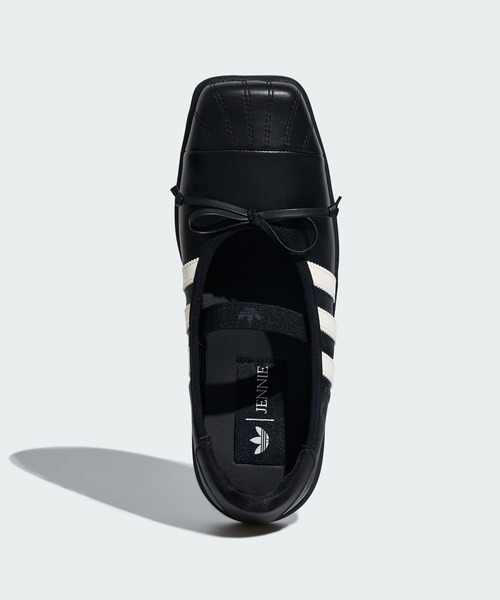 adidas(アディダス)の「SUPERSTAR SQ BALLET W / アディダス スーパースター スクエア バレエシューズ ジェニー / アディダスオリジナルス adidas Originals(スニーカー・レディース・ブラック・24.5cm/22.5cm/23.0cm/24.0cm/25.5cm/27.5cm/28.0cm/22.0cm/26.0cm/23.5cm/25.0cm/26.5cm/27.0cm)」の5枚目の写真