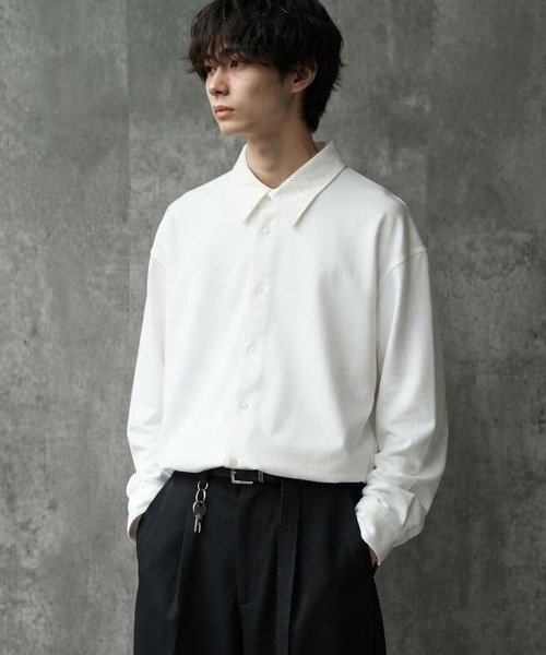Universal Style Wear(ユニバーサルスタイルウェア)の「マルチファンクション長袖シャツ(シャツ/ブラウス・メンズ・チャコールグレー/ベージュ/オフホワイト/ブラック/カーキ・L/XL/M)」の11枚目の写真