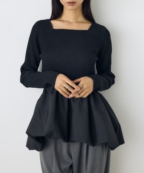AZUL by moussy（アズールバイマウジー）の「バルーンドッキングニットトップス 秋服　冬服　春服　異素材ドッキング　ペプラムトップス　デザイントップス　細ボーダー　体系カバー（ニット/セーター・レディース・杢グレー/ブラック系その他/ブラック・FREE）」の8枚目の写真
