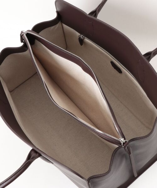 &MyuQ(アンドミューク)の「【&MyuQ/アンドミューク】Nyx bag(フェイクレザートートバッグ)(トートバッグ・レディース・ブラウン/キャメル・フリー)」の5枚目の写真