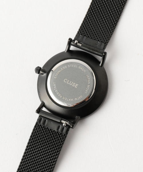 CLUSE（クルース）の「＜CLUSE ＞メッシュ33mｍフェイスウォッチ（アナログ腕時計・レディース・ブラック/ピンク・FREE）」の6枚目の写真