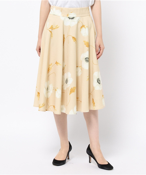 N.(N. Natural Beauty Basic)(エヌエヌナチュラルビューティーベーシック)の「ビックフラワーフレアミモレスカート(スカート・レディース・ベージュ/ネイビー・MEDIUM)」の17枚目の写真