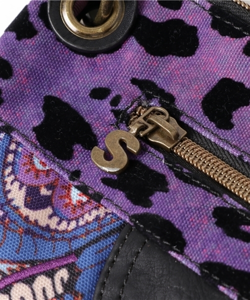 Desigual（デシグアル）の「「Desigual/デシグアル」バッグ（ショルダーバッグ・レディース・ブラック・ONE SIZE）」の4枚目の写真
