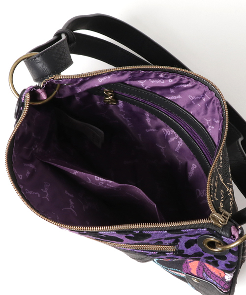 Desigual（デシグアル）の「「Desigual/デシグアル」バッグ（ショルダーバッグ・レディース・ブラック・ONE SIZE）」の8枚目の写真