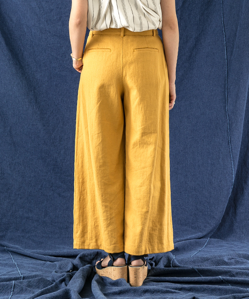 WORK NOT WORK URBAN RESEARCH（ワークノットワークアーバンリサーチ）の「WORK NOT WORK　ウエストリボンタックワイドパンツ（その他パンツ・レディース・チャコールグレー/マスタード・MEDIUM/SMALL）」の4枚目の写真