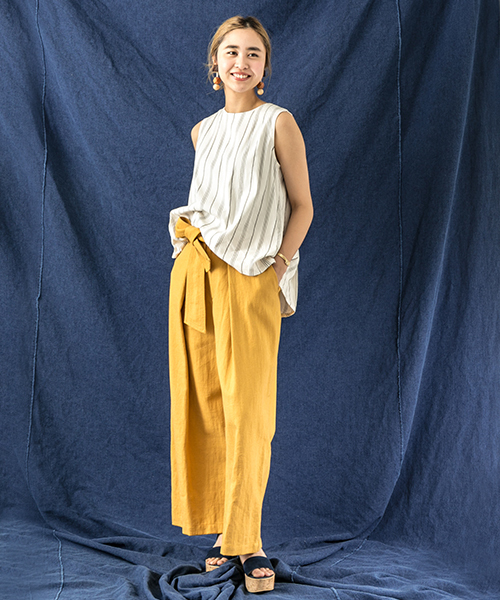 WORK NOT WORK URBAN RESEARCH（ワークノットワークアーバンリサーチ）の「WORK NOT WORK　ウエストリボンタックワイドパンツ（その他パンツ・レディース・チャコールグレー/マスタード・MEDIUM/SMALL）」の6枚目の写真