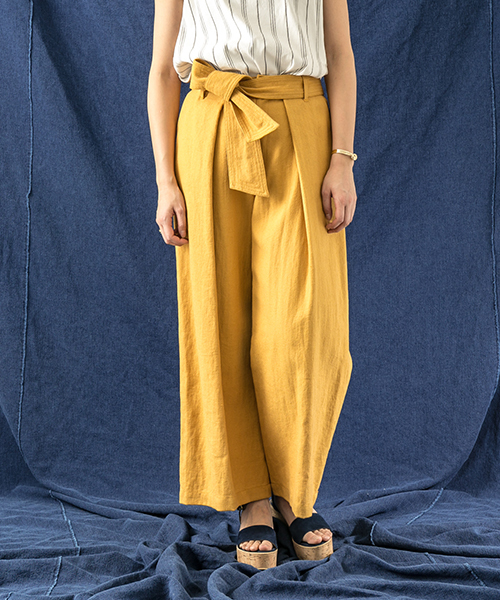 WORK NOT WORK URBAN RESEARCH（ワークノットワークアーバンリサーチ）の「WORK NOT WORK　ウエストリボンタックワイドパンツ（その他パンツ・レディース・チャコールグレー/マスタード・MEDIUM/SMALL）」の15枚目の写真