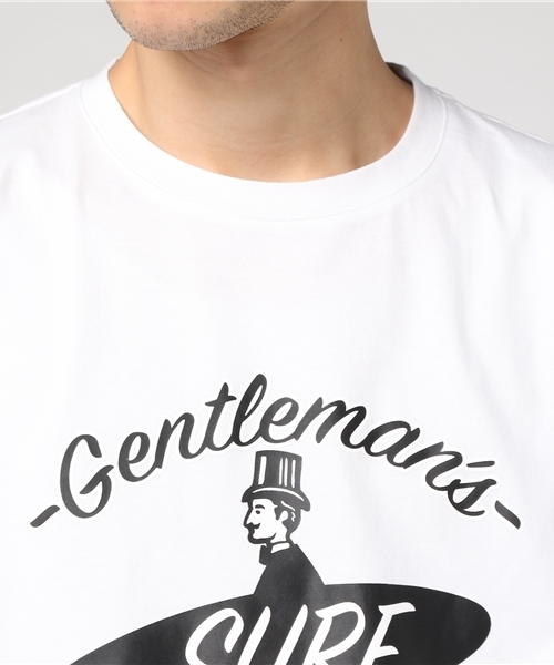 BLACK LABEL CRESTBRIDGE（ブラックレーベル・クレストブリッジ）の「GENTLEMAN'S SURF CLUBプリントT（Tシャツ/カットソー・メンズ・ピンク/オフホワイト・L/M）」の5枚目の写真