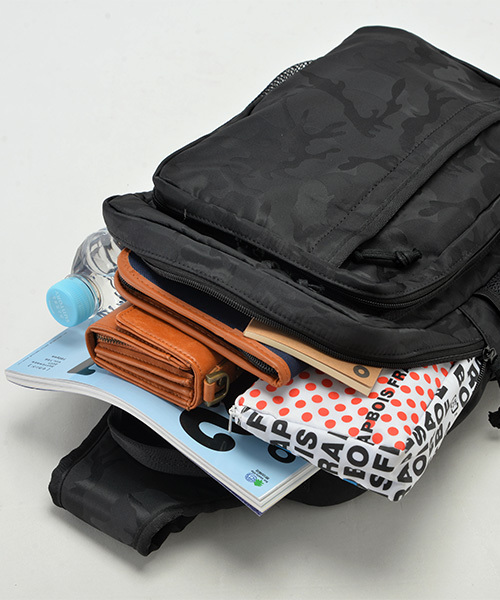 DEVICE(デバイス)の「Rename board 軽量 ナイロン メガ ボディバッグ ショルダーバッグ(ボディバッグ/ウエストポーチ・メンズ・ブラック/ブラック系その他/ネイビー/ブルー系その他・FREE)」の12枚目の写真