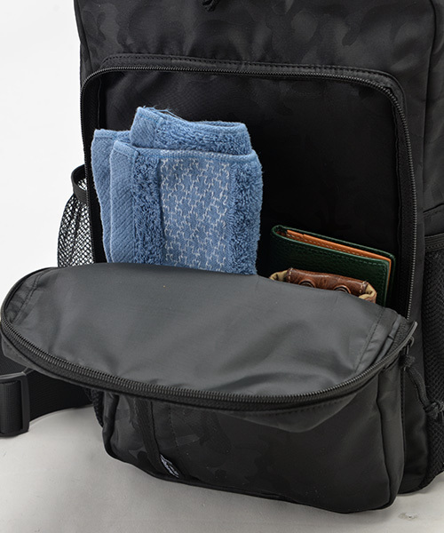 DEVICE(デバイス)の「Rename board 軽量 ナイロン メガ ボディバッグ ショルダーバッグ(ボディバッグ/ウエストポーチ・メンズ・ブラック/ブラック系その他/ネイビー/ブルー系その他・FREE)」の13枚目の写真