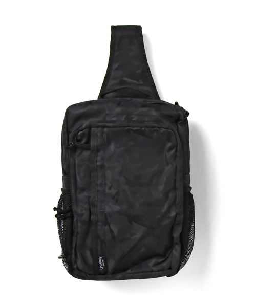 DEVICE(デバイス)の「Rename board 軽量 ナイロン メガ ボディバッグ ショルダーバッグ(ボディバッグ/ウエストポーチ・メンズ・ブラック/ブラック系その他/ネイビー/ブルー系その他・FREE)」の21枚目の写真