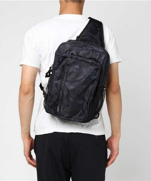 DEVICE(デバイス)の「Rename board 軽量 ナイロン メガ ボディバッグ ショルダーバッグ(ボディバッグ/ウエストポーチ・メンズ・ブラック/ブラック系その他/ネイビー/ブルー系その他・FREE)」の9枚目の写真