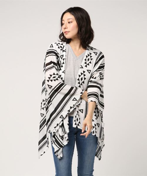 VENCEEXCHANGE（ヴァンスエクスチェンジ）の「幾何学カーデアンサンブル（カーディガン/ボレロ・レディース・ホワイト/オフホワイト/ブラック・M/L）」の10枚目の写真