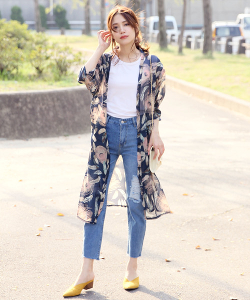 Primazel（プリマゼル）の「七分袖シースルーシフォン総柄&花柄UV