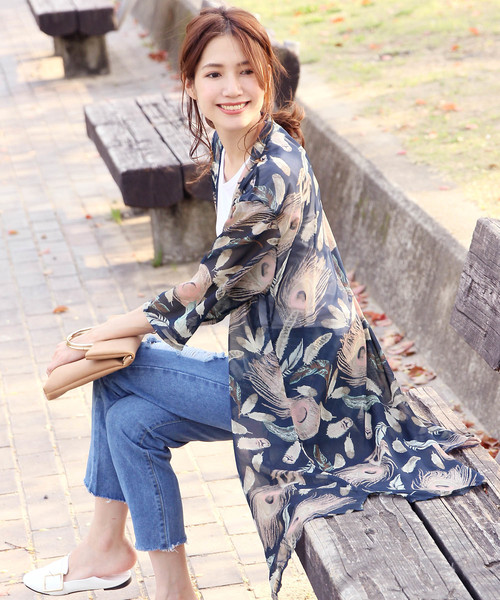 Primazel(プリマゼル)の「七分袖シースルーシフォン総柄&花柄UVケアロングガウンカーディガン(カーディガン/ボレロ・レディース・ホワイト/ネイビー/レッド/イエロー/ブラック系その他/ブラック系その他2/ブラック系その他3/ブルー系その他/ブラック系その他4/ブラック系その他5/チェック/ホワイト系その他/グレイッシュブルー/ホワイト系その他2・M/L)」の20枚目の写真